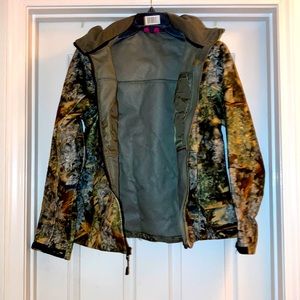 NWOT Kings camo jacket